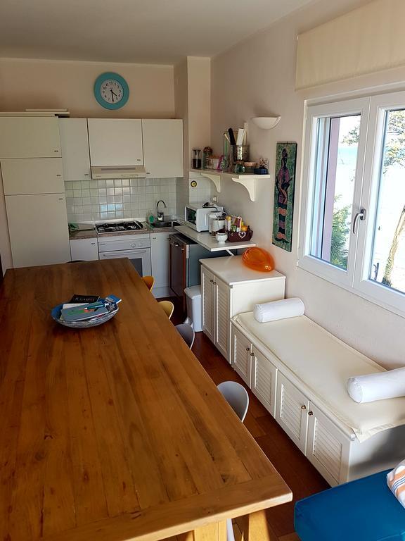 Casa Di Ludovica Lägenhet Manerba del Garda Exteriör bild